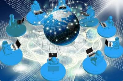 连接世界，驱动未来 互联网技术的演进与影响